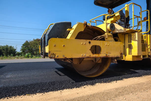 Best Driveway Paving Contractor  in East Milton, FL